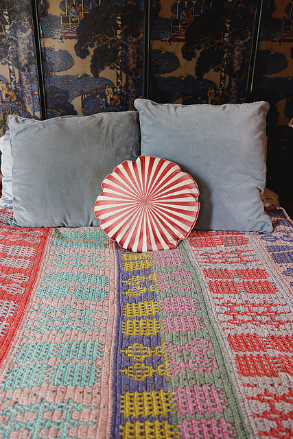 Ravelry: Dorothea Mosaic Blanket pattern by Claire Montgomerie