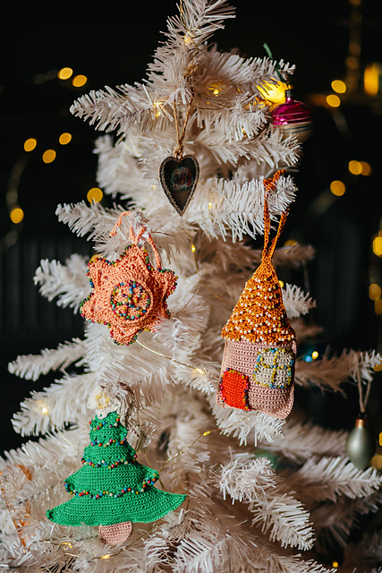Beaded Christmas Decorations