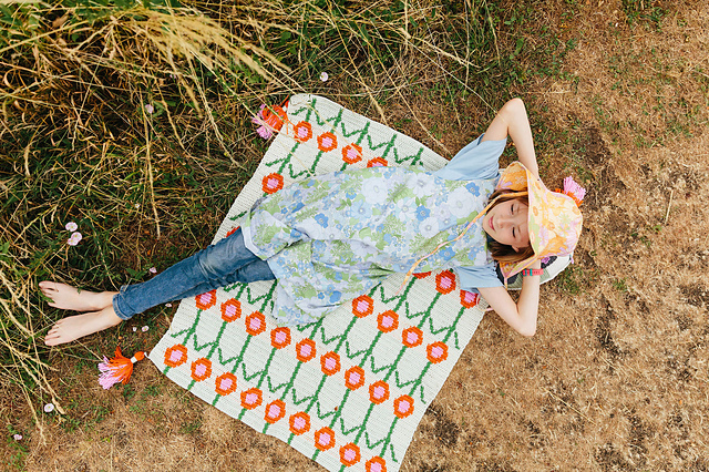 Retro Flower Blanket