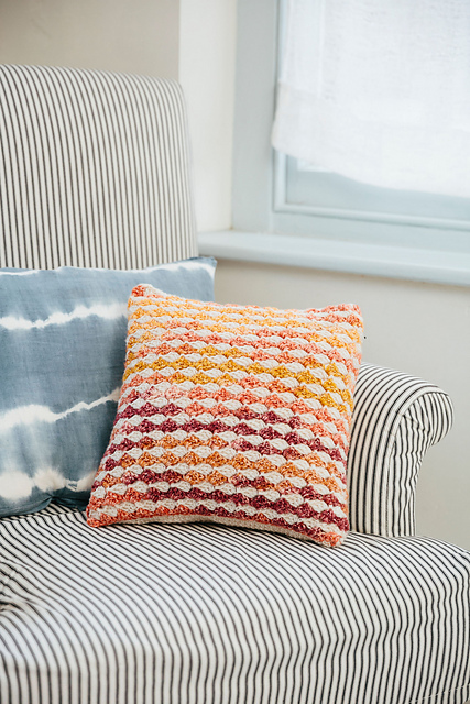 Spice Tail Cushion Cover