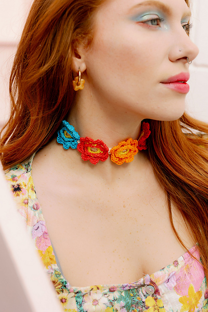 Carrie Choker