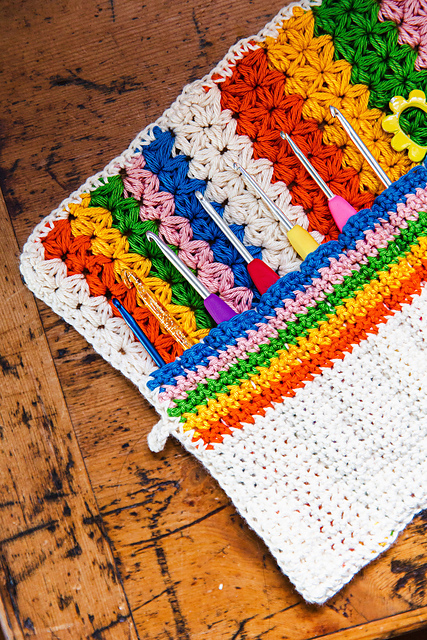Jasmine Stitch Hook Roll