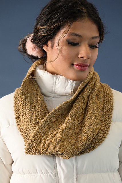 First Tracks Cowl