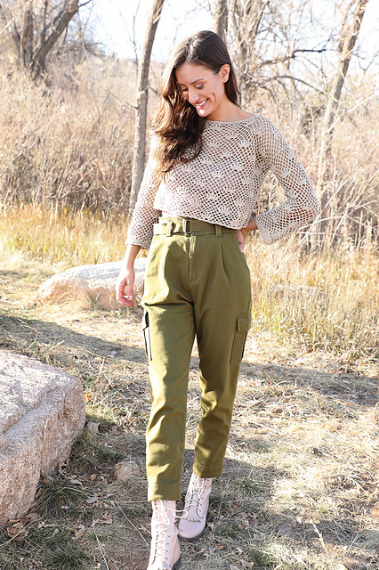 Taking Root Pullover