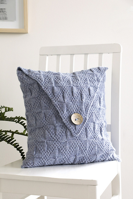 Chalcedony Pillow