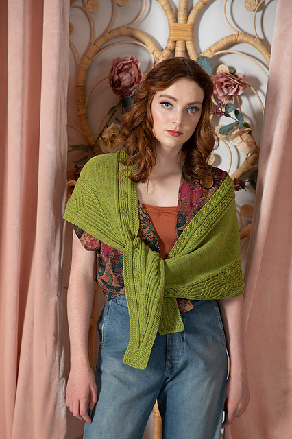 Aesthete Shawlette