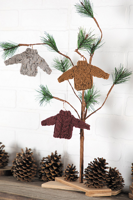 Onding Sweater Ornaments