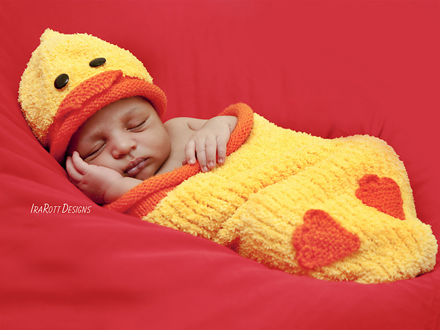 KNIT Quacky Easter Ducky  Baby Hat and Cocoon Set