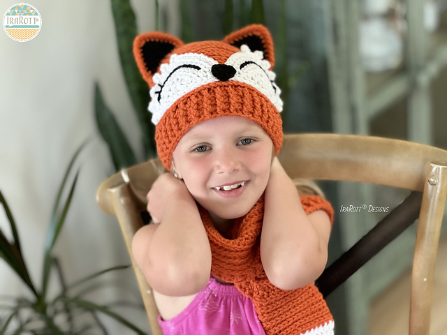 BoTT 24AW HOODED SCARF オレンジ　ゼブラ柄 Ravelry: The Artful Fox Hat and Scarf pattern by Ira Rott