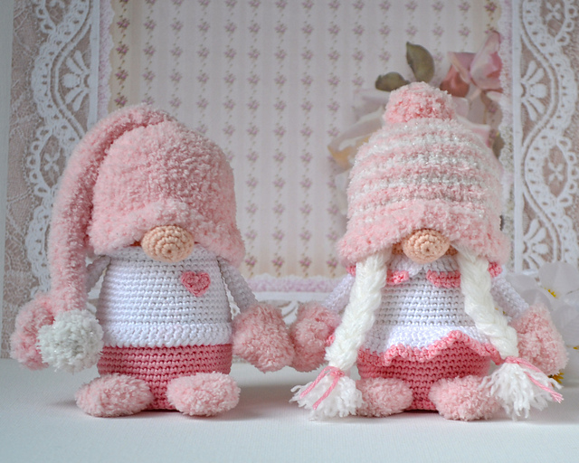 Gnomes in fluffy hats