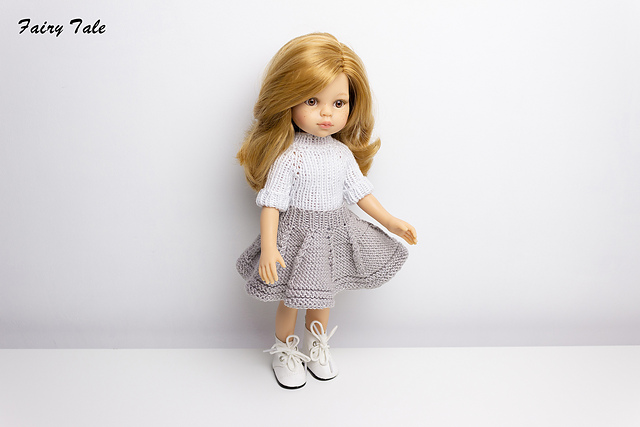 Doll's Knitted Outfit