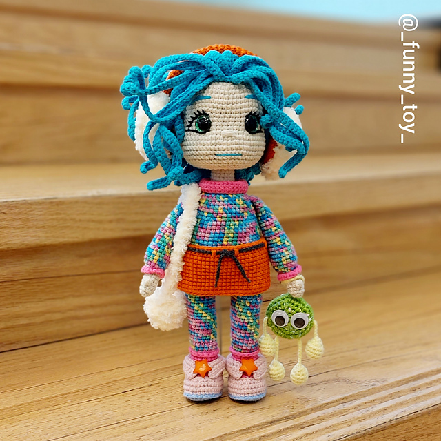 Doll Skye and little Pinpin