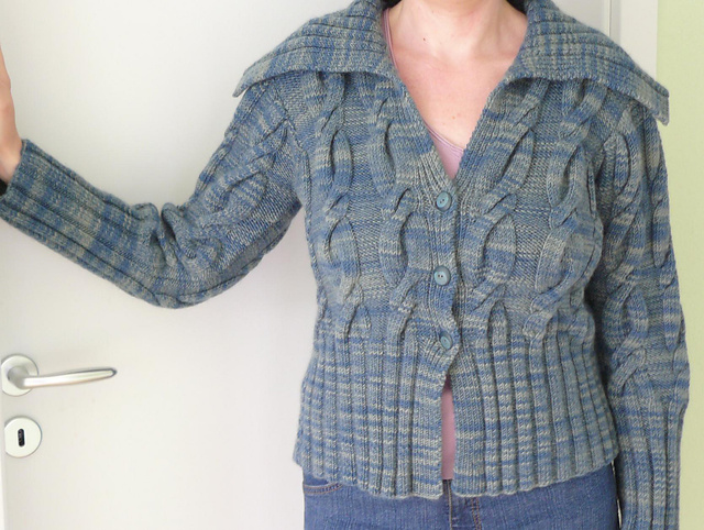 Zopfjacke wie von Laura Biagiotti