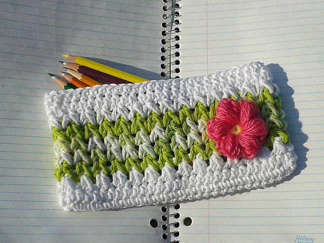 Flovver pencil case