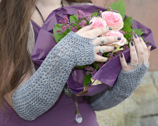 Midnight Express Gauntlets
