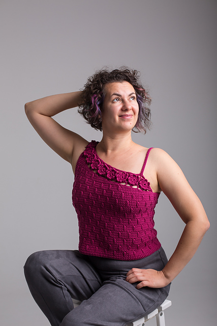 Femina crochet top