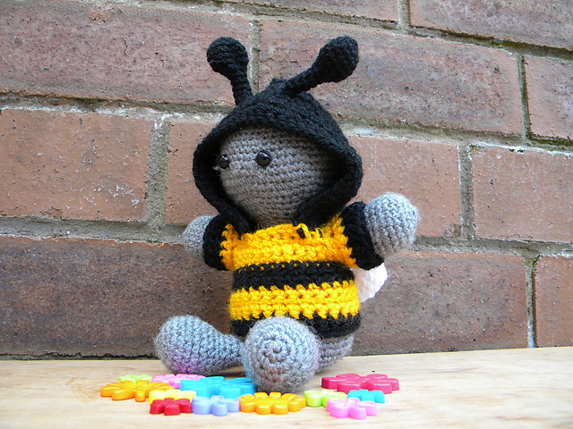 Inchoate Bumble Bee Hoodie