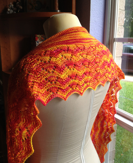 Tribune Scarflette