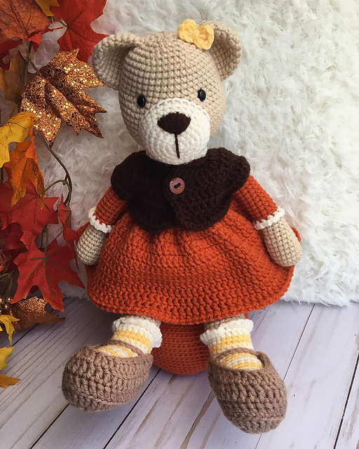 Farmhouse Bear