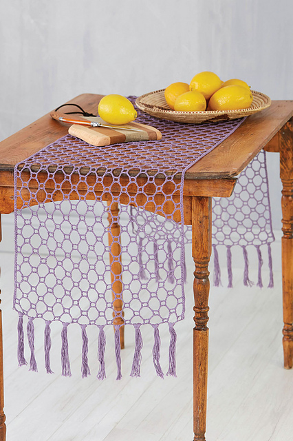 Arbor Lace Runner