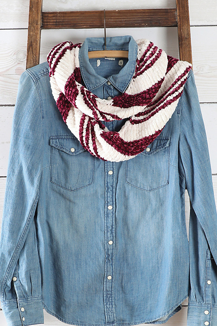 Peppermint Cowl