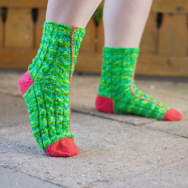 Ravelry: Valgus pattern by Jennifer Ruschinski