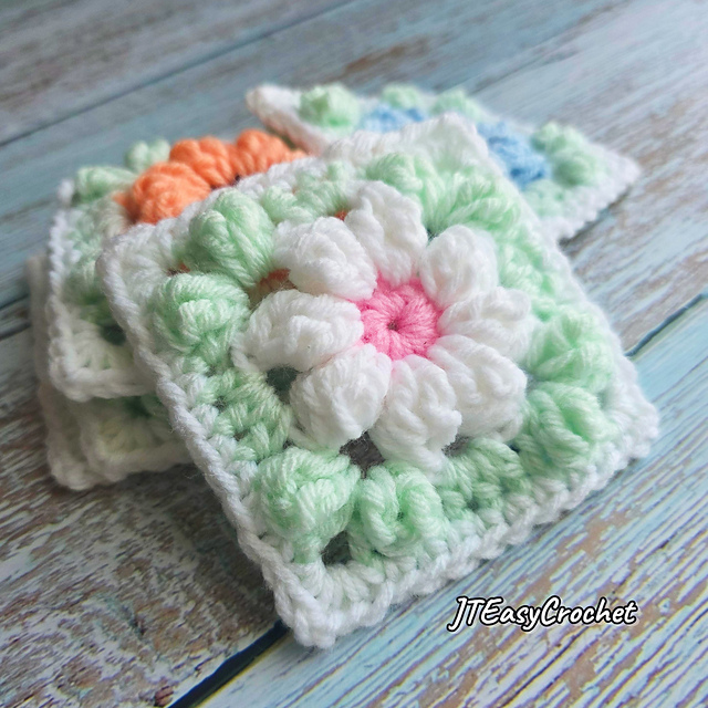 Cottagecore Daisy Square
