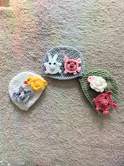 Hat with 6 Appliques