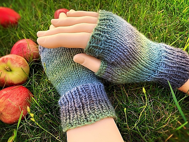 Fingerless Gloves