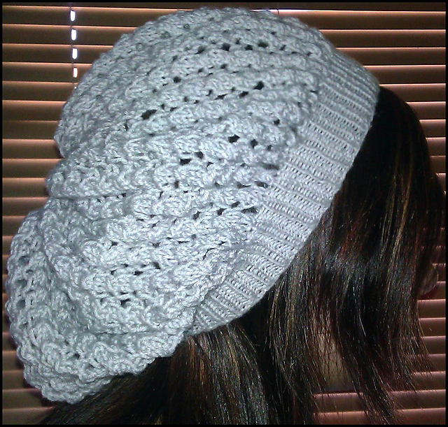 EasyThree Beanie