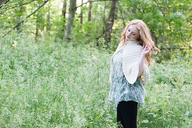 Women's shrug