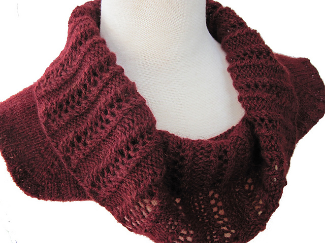 Ravelry Cowl Dickey pattern by Jackie Erickson Schweitzer