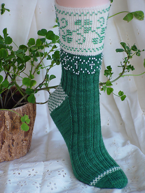 Beaded Shamrocks Socks