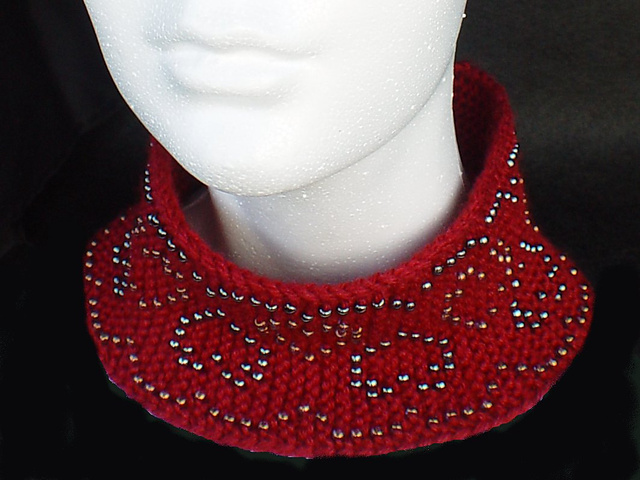 Topsy Turvy Beaded Collar