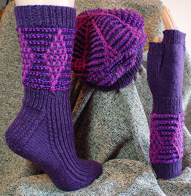 Beaded Diamond Mosaic Crew Socks