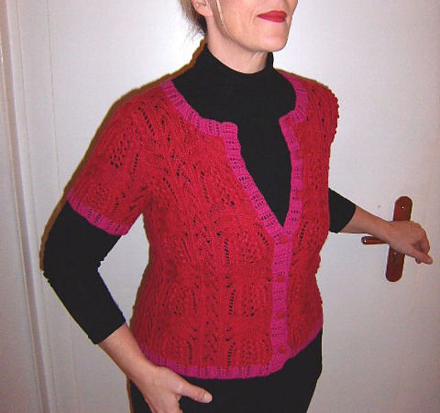 #04 Elegant Short-sleeve Cardigan