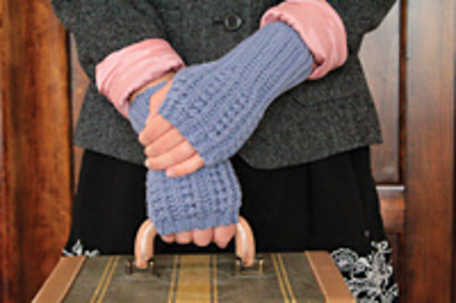 Periwinkle Mitts