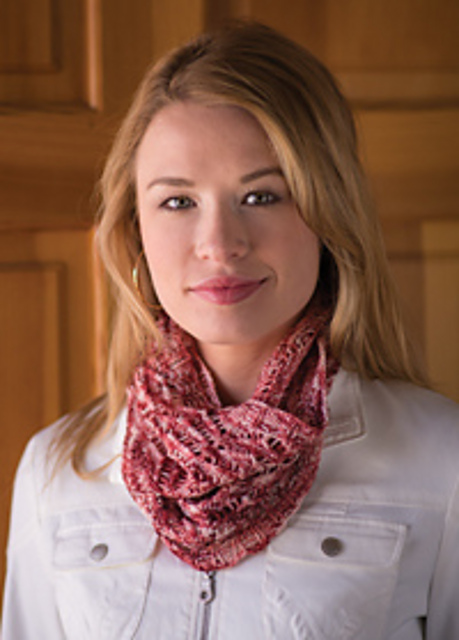 Simple Lace Cowl