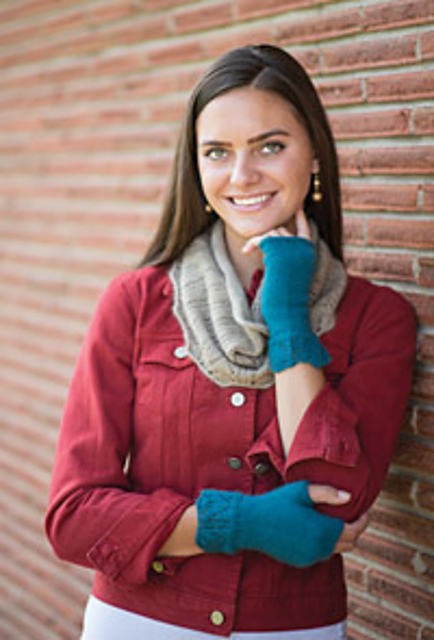 Kinvara Cowl and Mitt Set