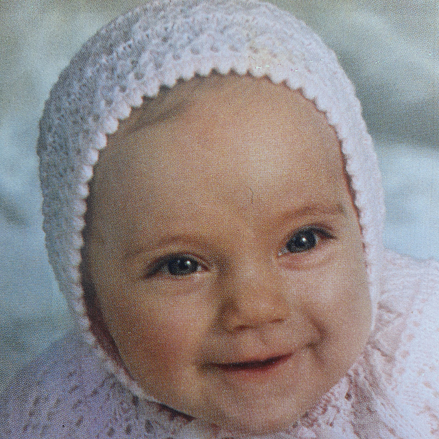 3 Lacy Outfit: Bonnet