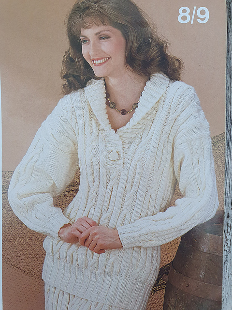 8 / 9 Sweater and Skirt