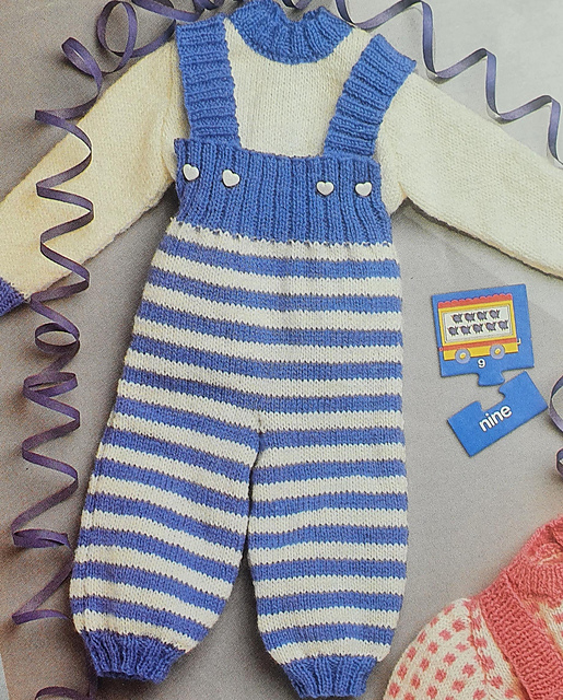 Long sleeved pullover and trousers