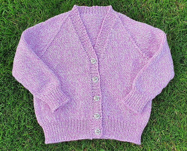 T133 Classic Cardigan V and Round Neck