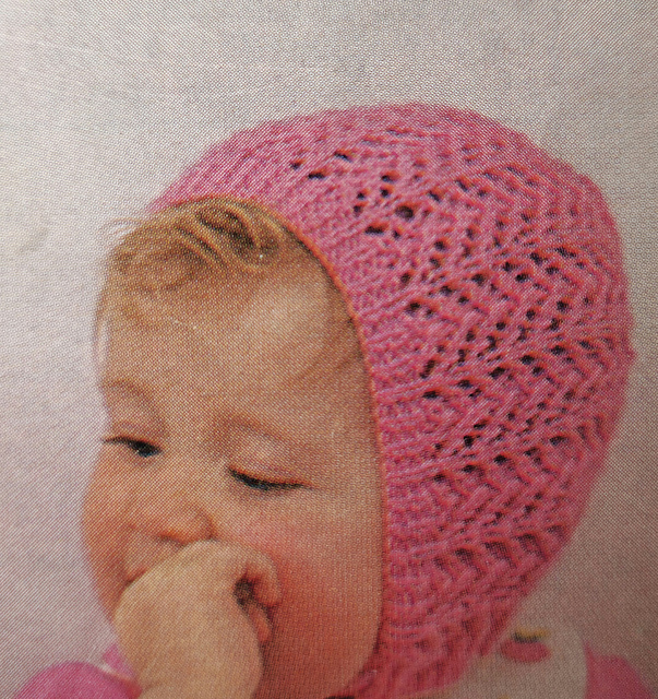 Openwork bonnet