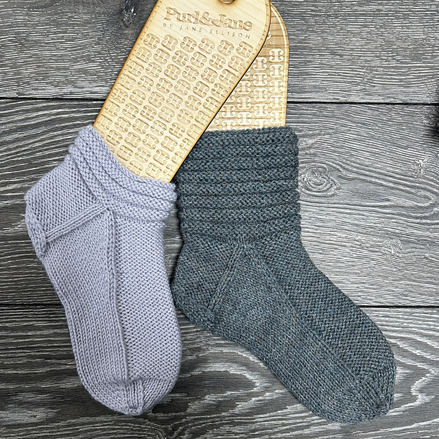 Pluto DK Socks