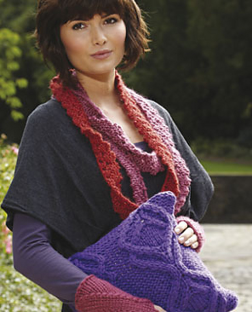 Tiri Scarf