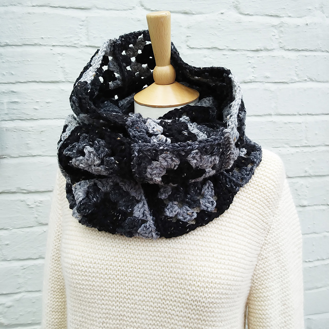 Carrick Scarf