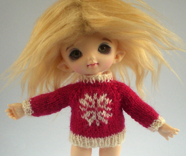 Snowflake Sweater for Pukifee or Lati Yellow