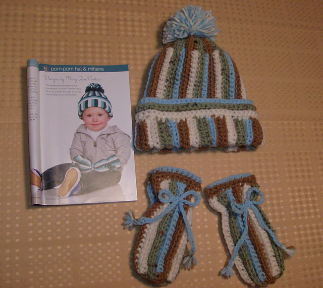 Pom-Pom Hat & Mittens