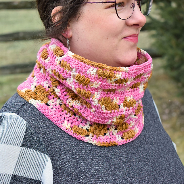 Tippy Cowl Stitch by Color